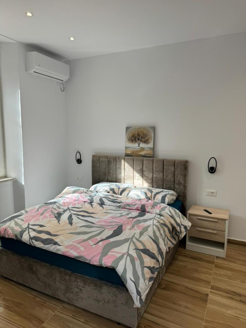 Vila 21 At Blloku Area Tirana Exterior photo