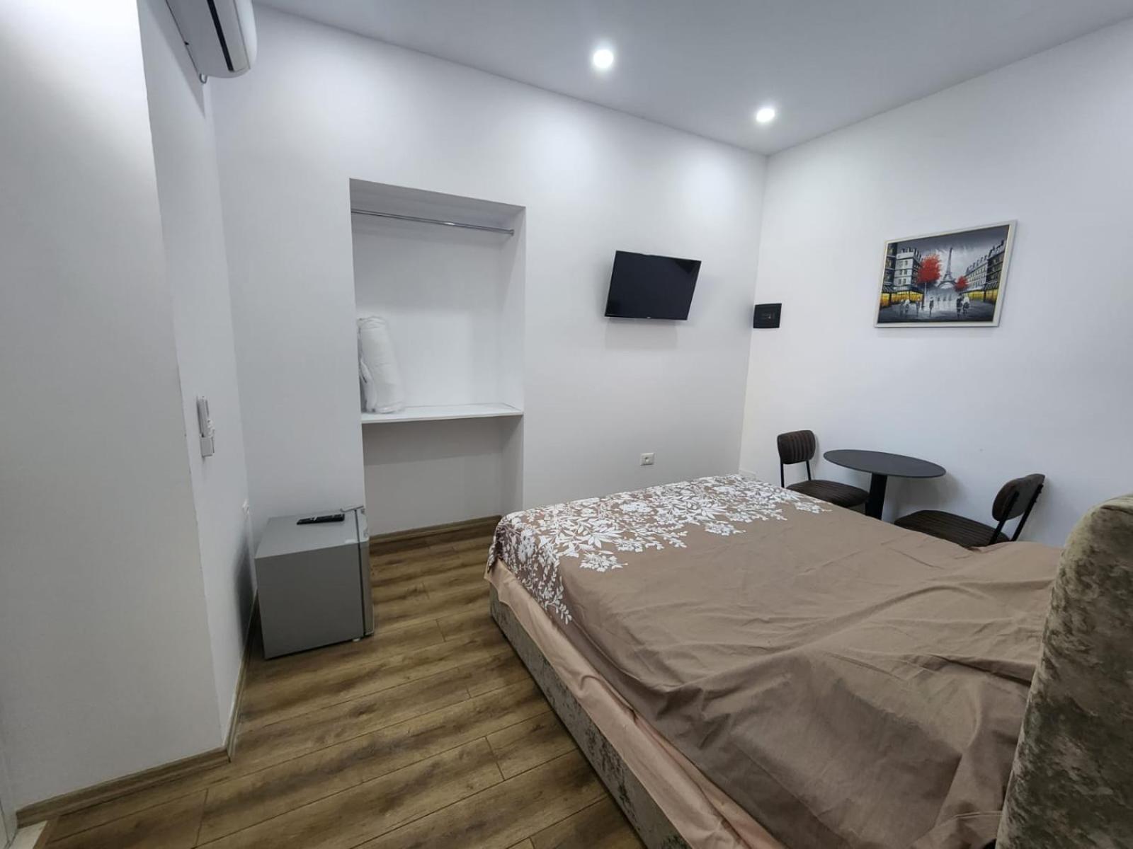 Vila 21 At Blloku Area Tirana Exterior photo